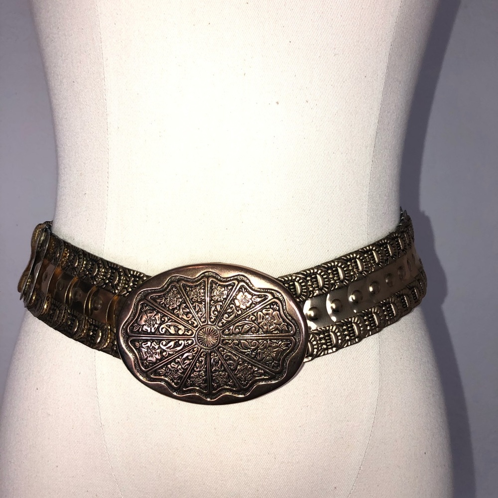 Expandable armor styled belt